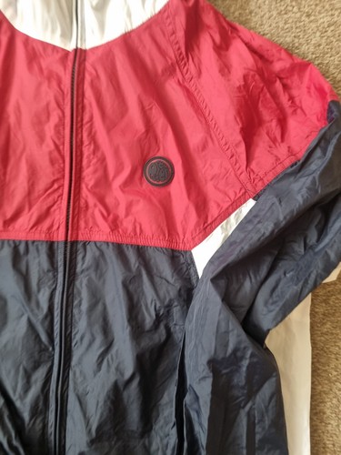 Pretty green windbreaker - green,