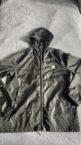 Pretty green - pretty,